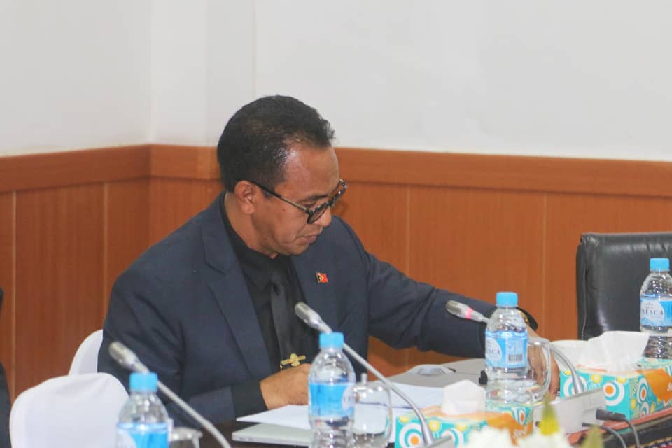 𝗠𝗜𝗡𝗜𝗦𝗧𝗥𝗨 𝗝𝗨𝗦𝗧𝗜𝗦𝗔 𝗔𝗨𝗗É𝗡𝗦𝗜𝗔 𝗛𝗢 𝗞𝗢𝗠𝗜𝗦𝗔𝗨𝗡 𝗕